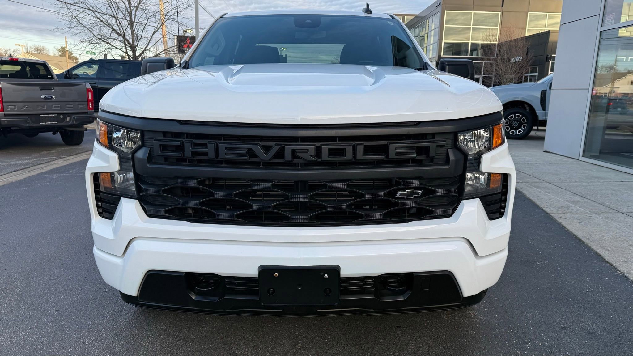Used 2023 Chevrolet Silverado 1500 Custom image 11