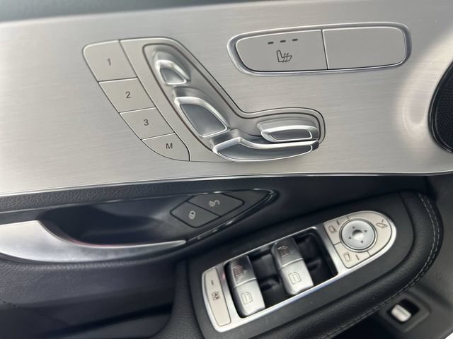 Used 2022 Mercedes-Benz GLC 300 4MATIC Coupe image 24