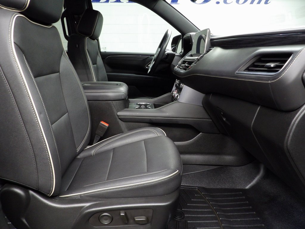 Used 2023 GMC Yukon SLT image 32