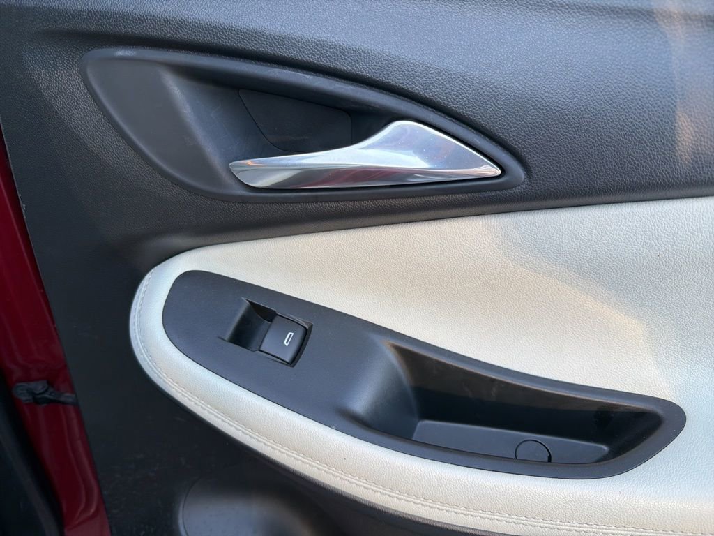 Used 2021 Buick Encore GX Select w/ Sport Touring Package image 28