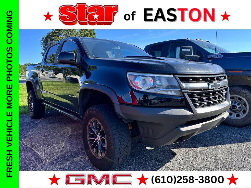 Used 2024 Chevrolet Silverado 1500 LT Trail Boss w/ Convenience Package II AWD/4WD image 1