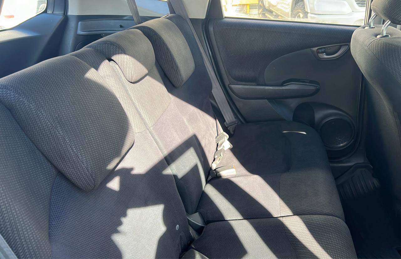 Used 2013 Honda Fit Sport image 9
