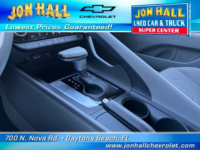 Used 2024 Hyundai Elantra SEL image 28
