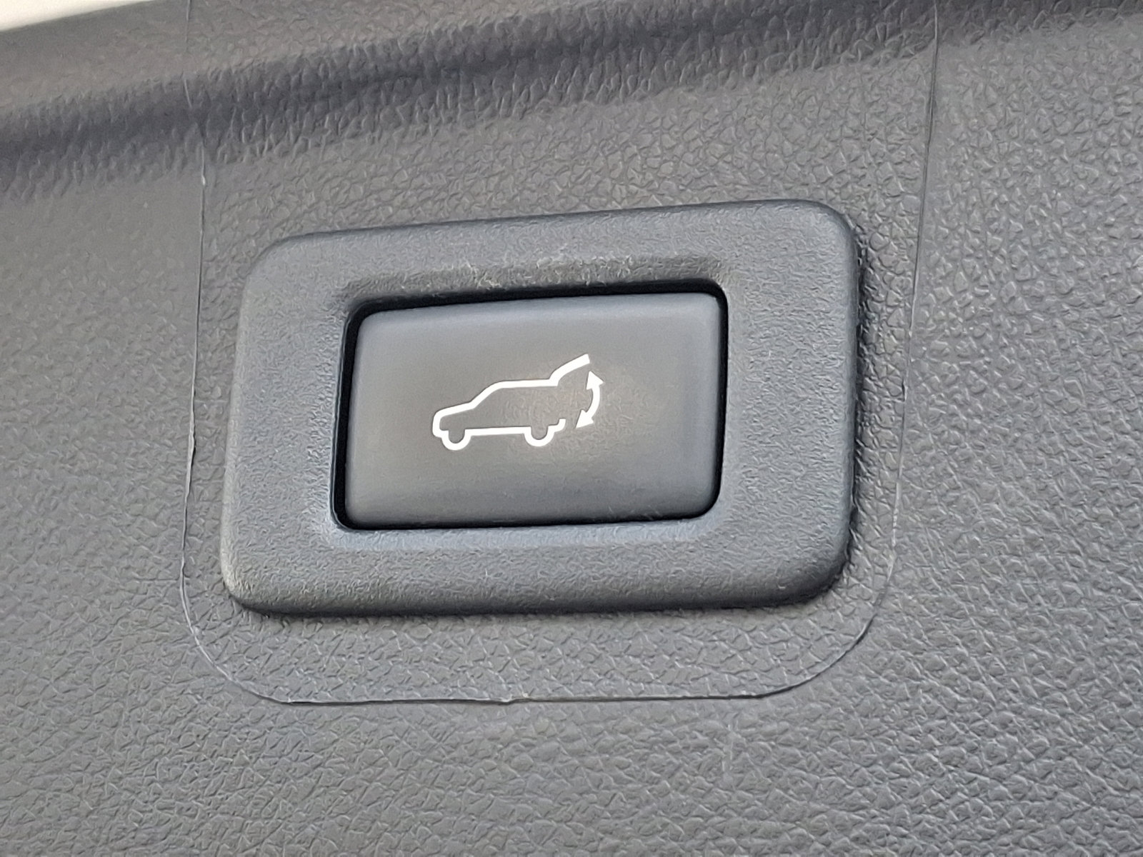 Used 2018 Subaru Outback 3.6R Touring image 29