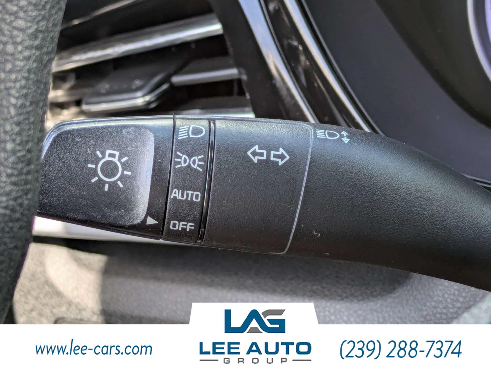Used 2020 Kia Niro LX FWD image 25