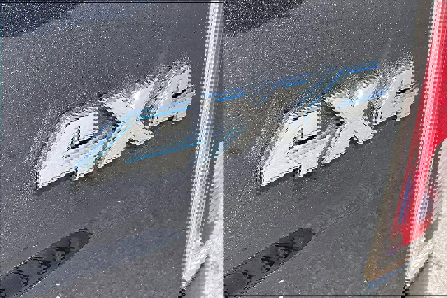 Used 2017 RAM 1500 Laramie w/ Convenience Group image 9