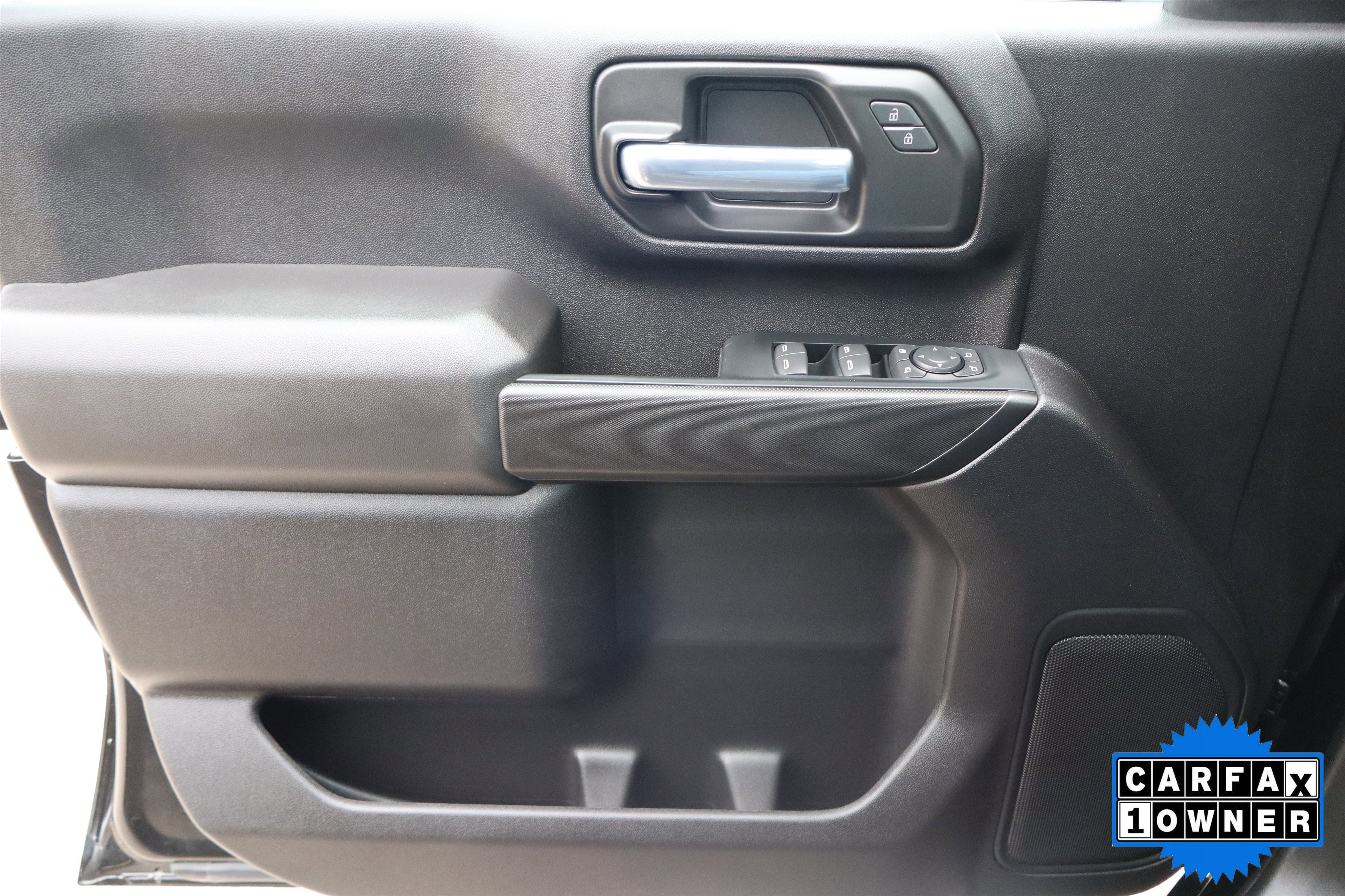 Certified 2024 Chevrolet Silverado 2500 Custom w/ Custom Value Package image 32