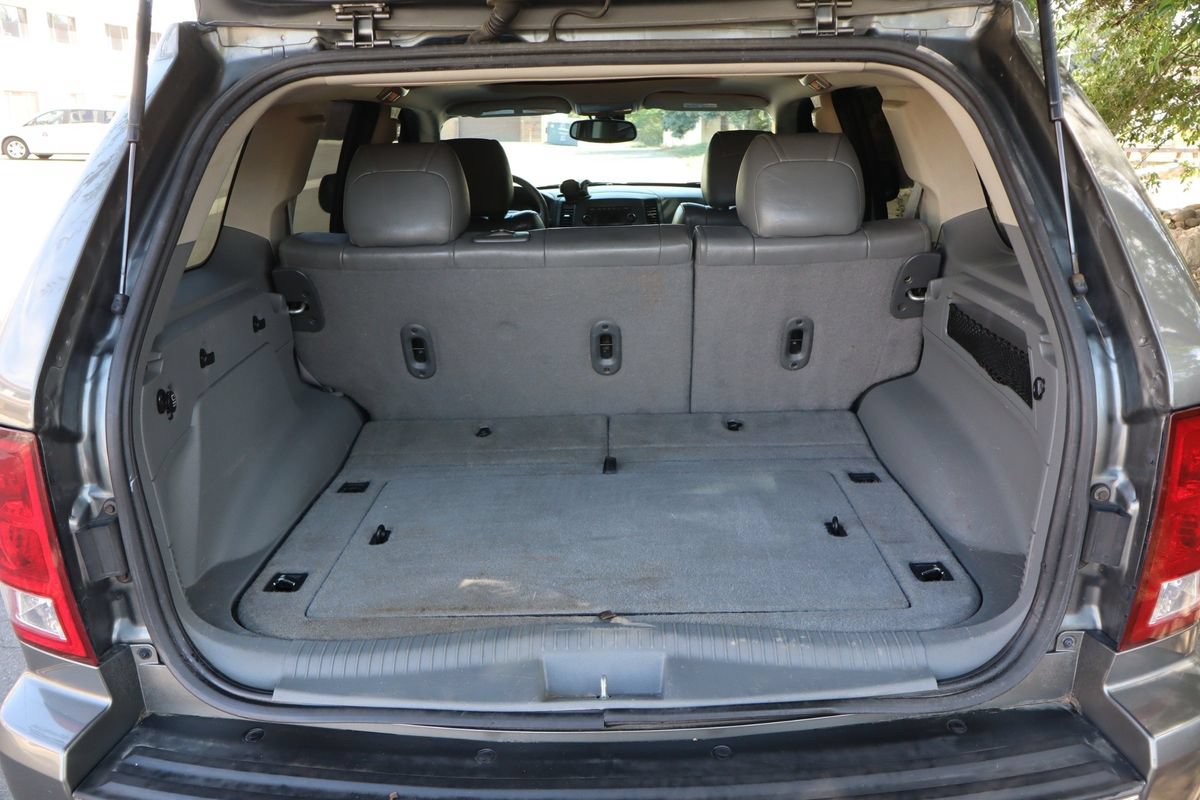 Used 2007 Jeep Grand Cherokee Limited w/ Trailer Tow Group IV AWD/4WD image 14