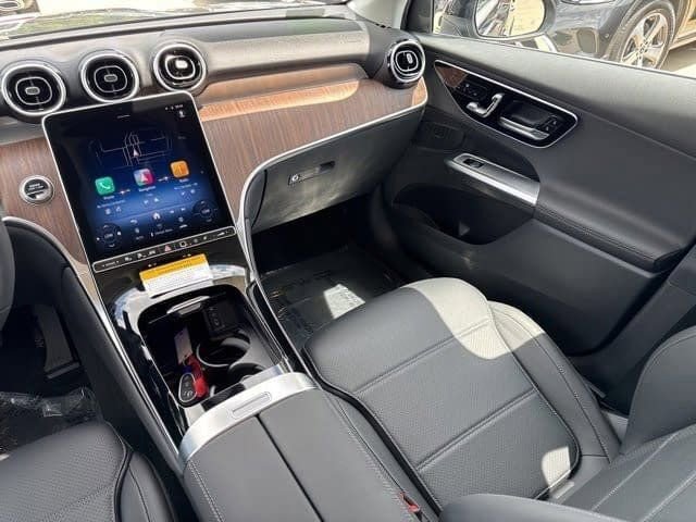 New 2025 Mercedes-Benz GLC 350e 4MATIC image 10