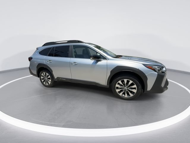 Certified 2025 Subaru Outback Limited AWD/4WD image 9