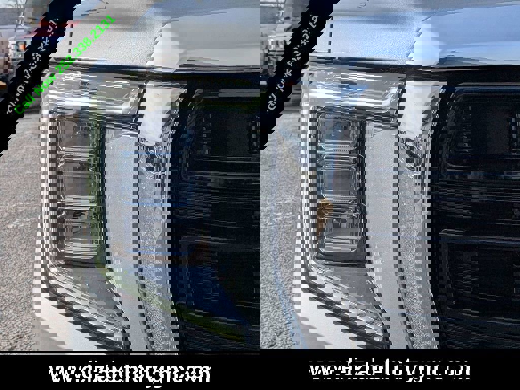 Used 2024 GMC Yukon XL SLE w/ Gmc Pro Safety Plus Package image 10