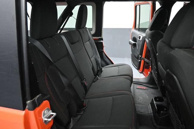 Used 2018 Jeep Wrangler Unlimited Rubicon AWD/4WD image 21