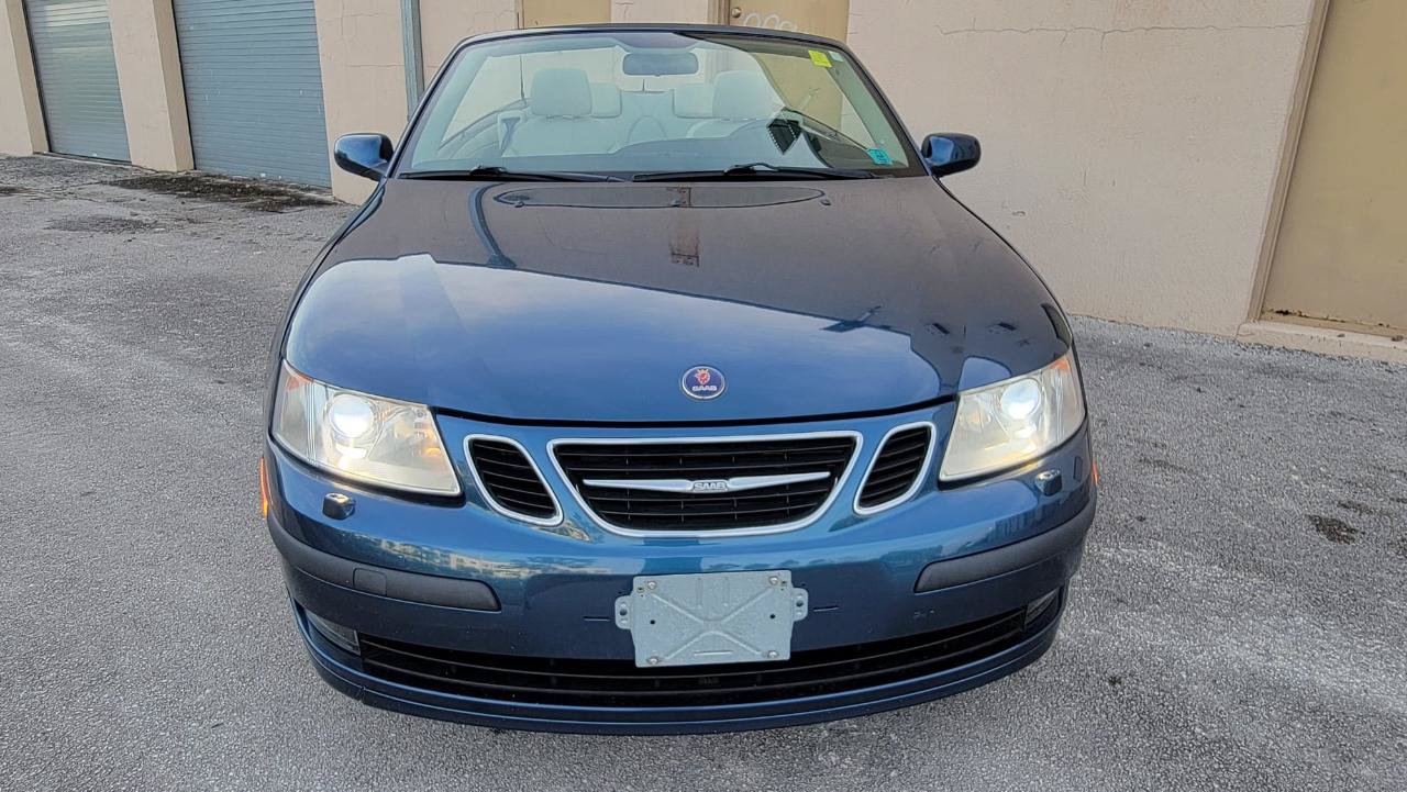Used 2004 Saab 9-3 Aero FWD image 17