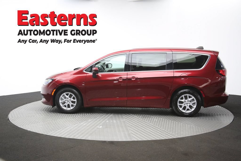 Used 2023 Chrysler Voyager LX FWD image 60