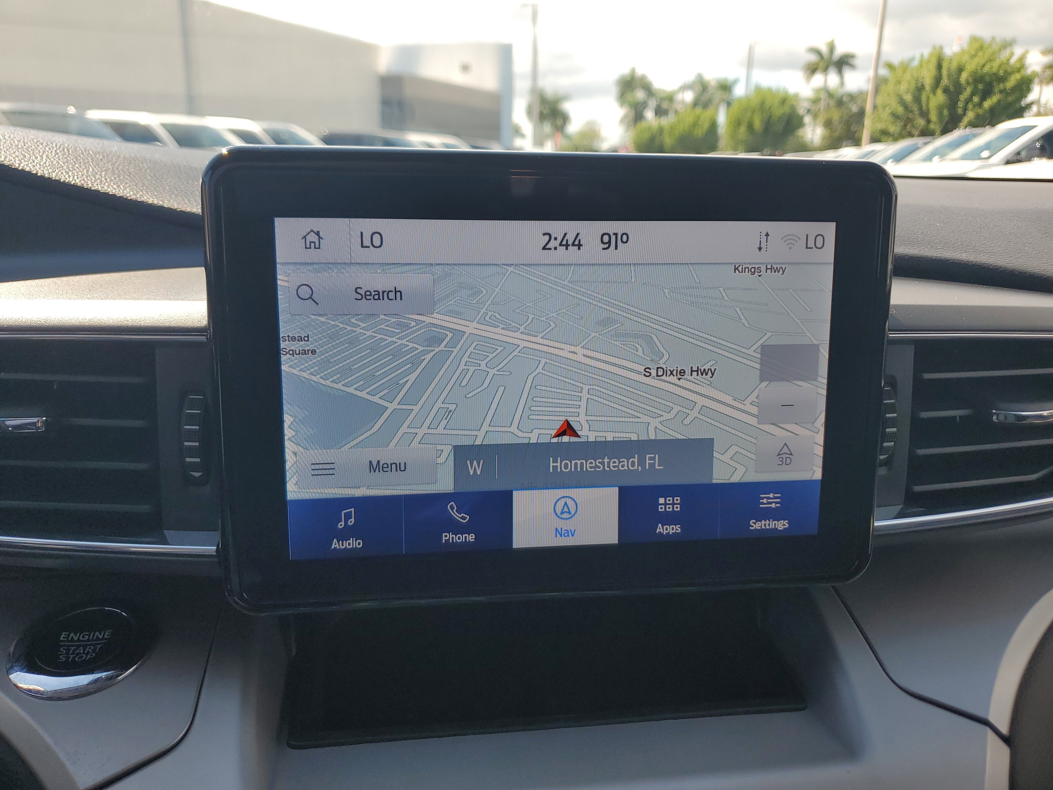 Used 2022 Ford Explorer XLT w/ Equipment Group 202A image 10