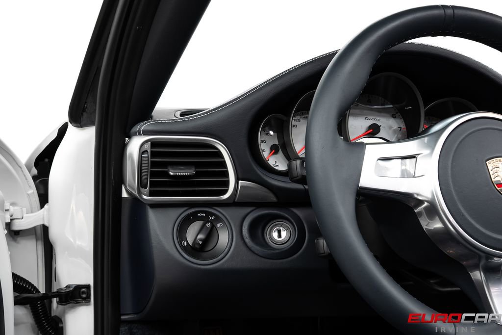Used 2010 Porsche 911 Turbo AWD/4WD image 29