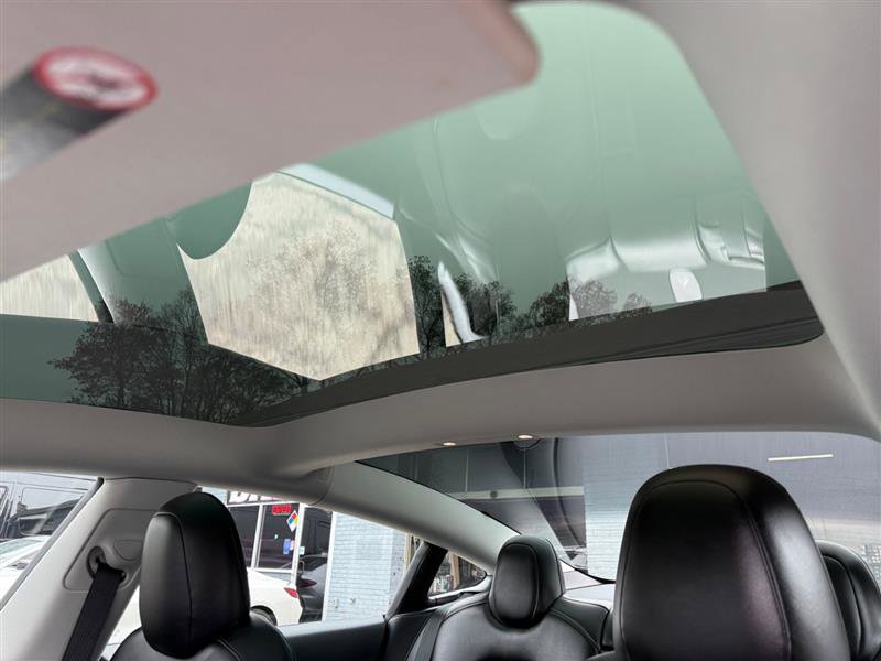Used 2023 Tesla Model 3 Standard Range RWD image 19