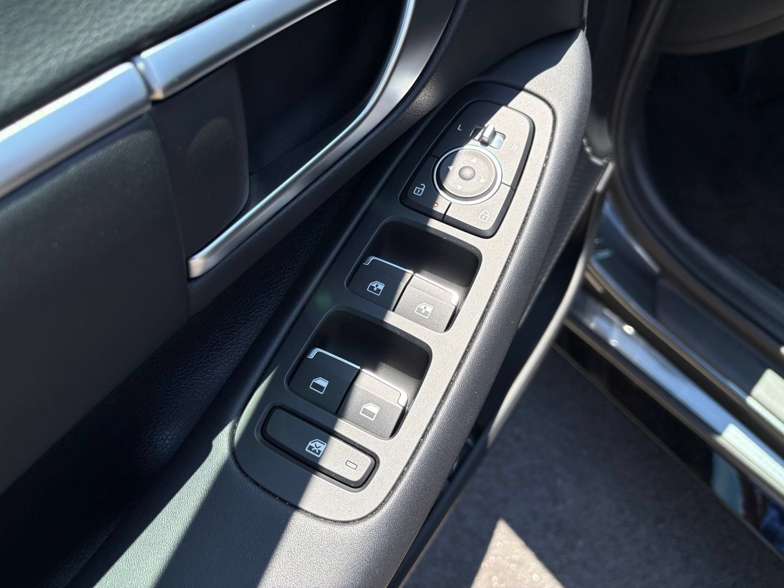 Used 2026 Hyundai Sonata SEL AWD/4WD image 26