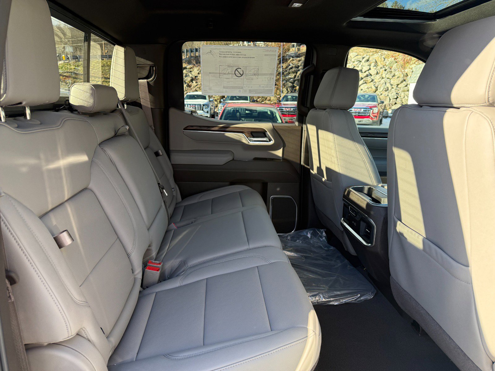 New 2026 GMC Sierra 1500 SLT w/ SLT Premium Package image 19