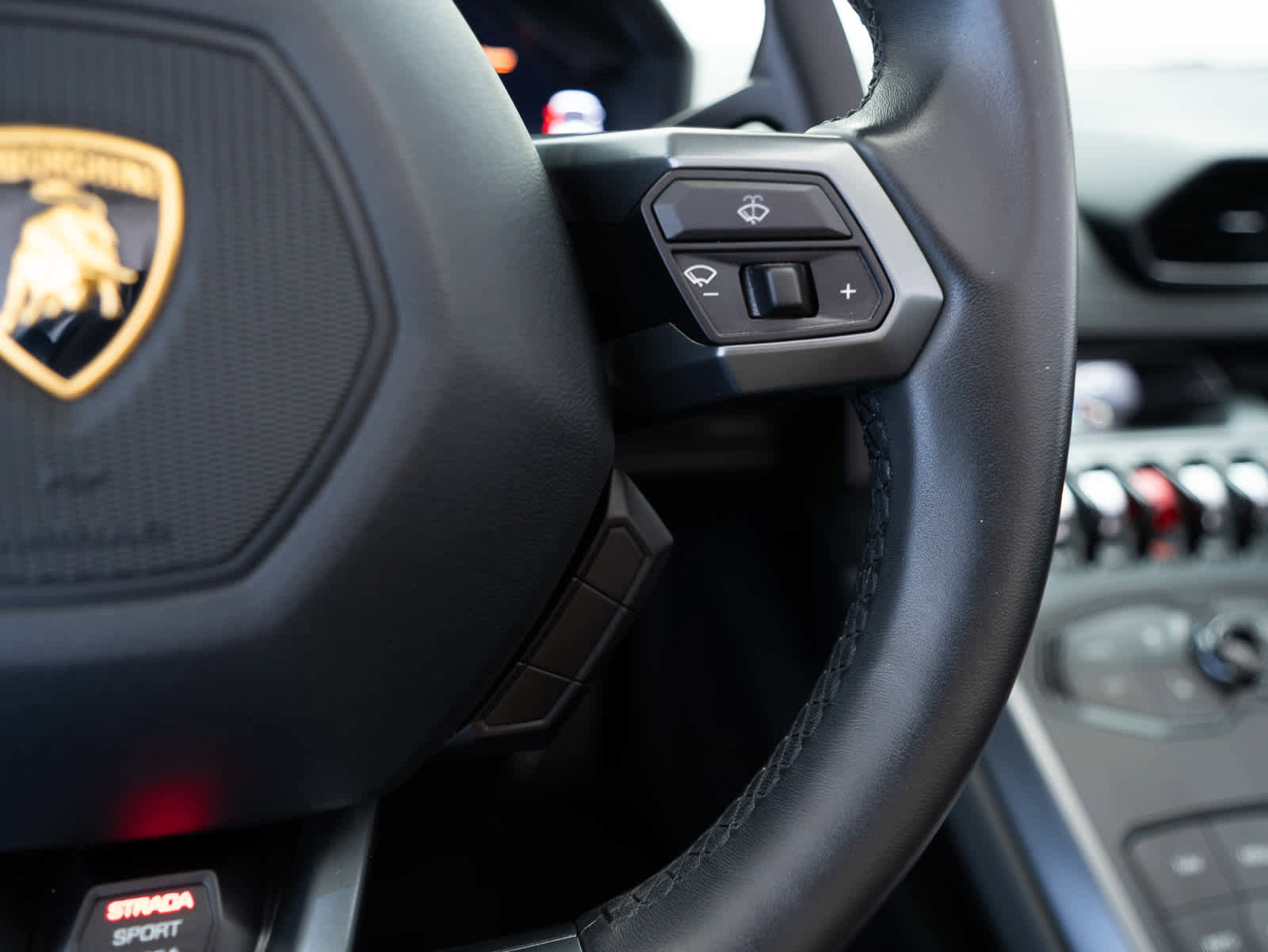 Used 2017 Lamborghini Huracan LP 580-2 RWD image 20