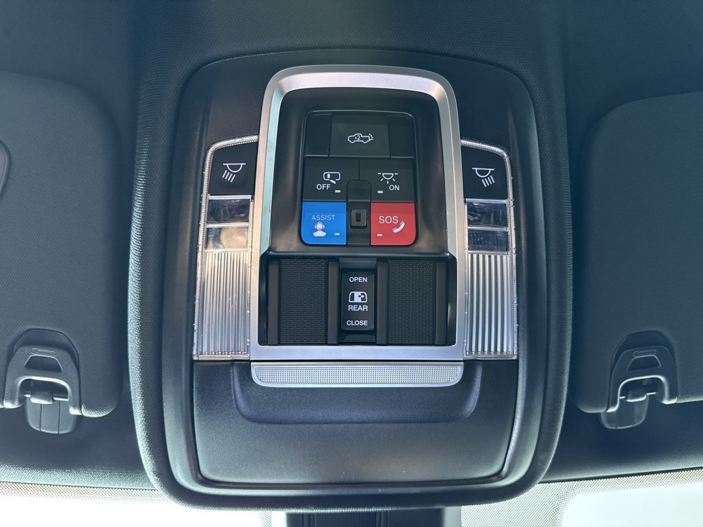 Used 2025 RAM 1500 RHO AWD/4WD image 31
