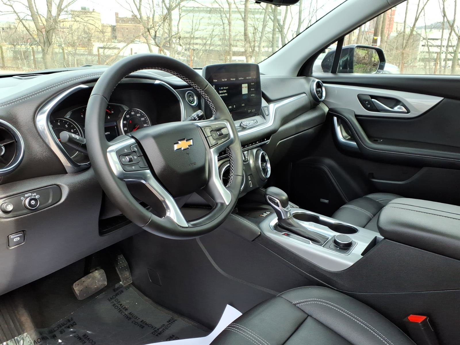 Used 2023 Chevrolet Blazer LT w/ Sound & Technology Package image 10