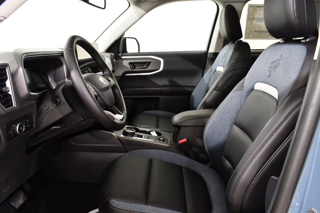 New 2025 Ford Bronco Sport Outer Banks w/ Outer Banks Tech Package+ AWD/4WD image 6
