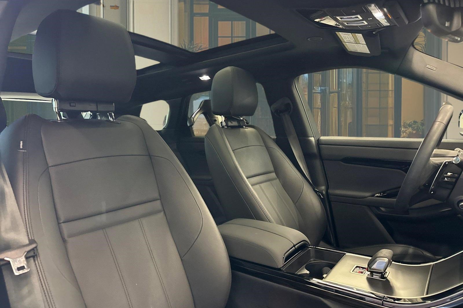 Certified 2026 Land Rover Range Rover Evoque S image 31