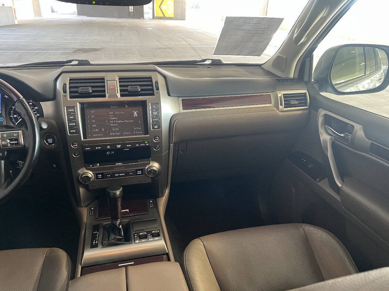 Used 2018 Lexus GX 460 Premium w/ Premium Package AWD/4WD image 14