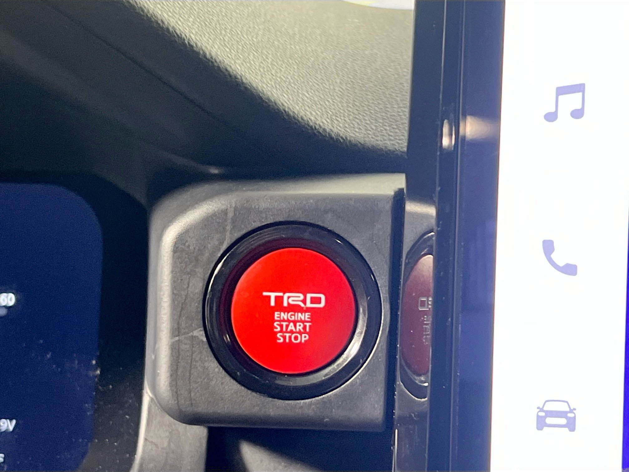 Used 2025 Toyota Tacoma TRD Off-Road AWD/4WD image 23