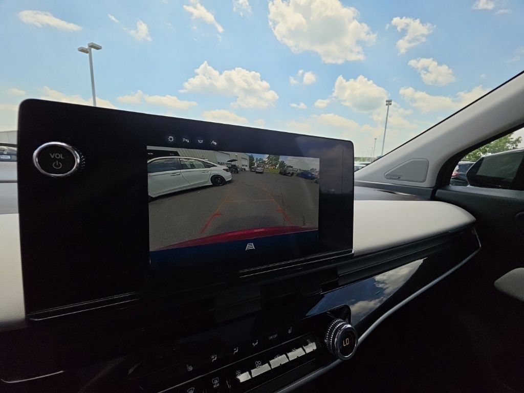 Certified 2024 Honda Prologue Touring image 21