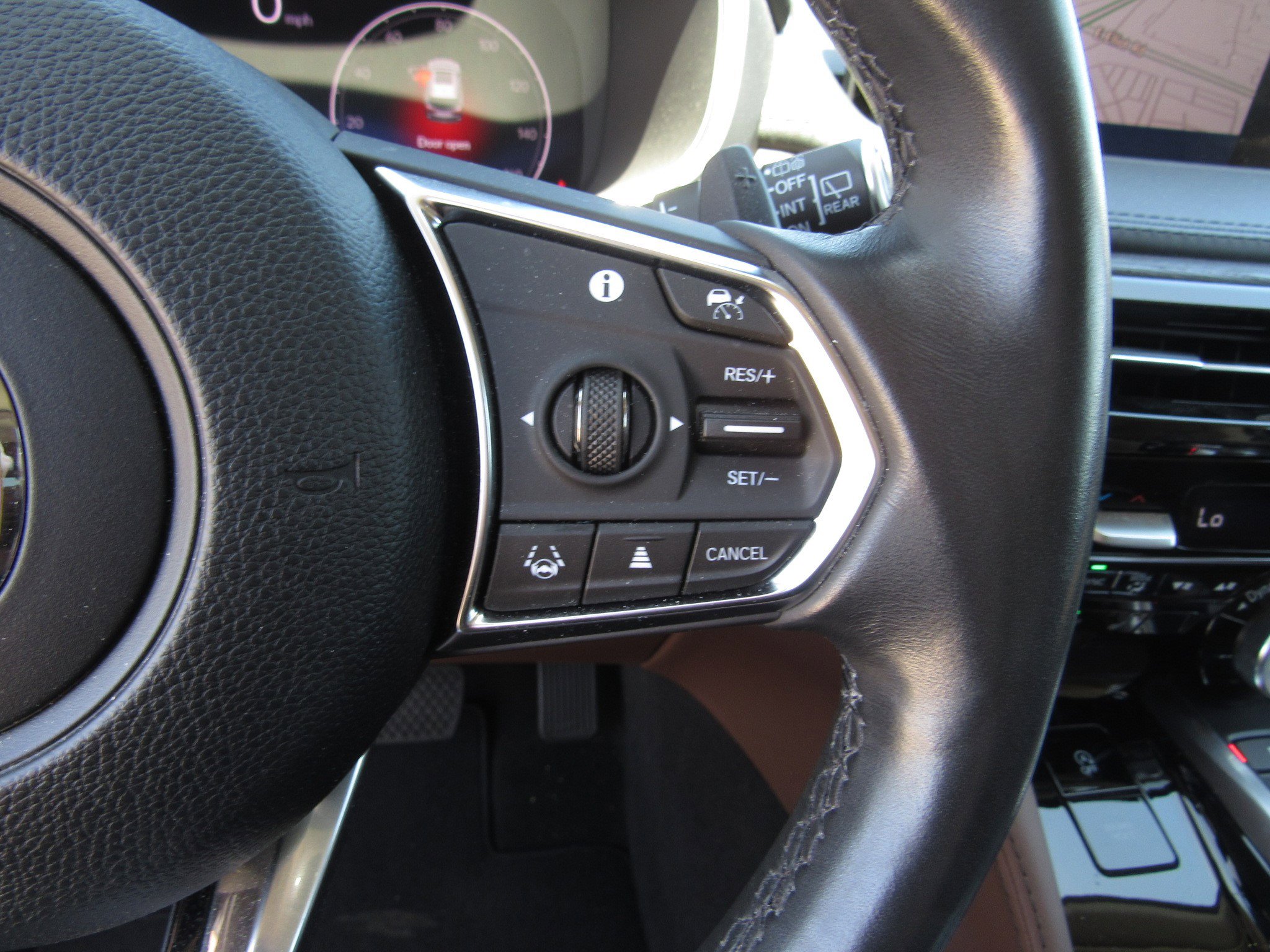 Certified 2024 Acura MDX SH-AWD w/ Advance Package image 27