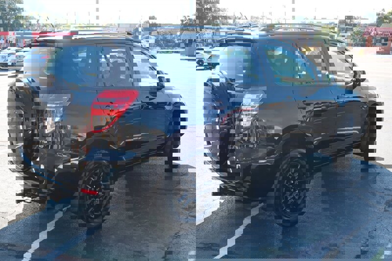 Used 2012 Toyota RAV4 4WD w/ Value Pkg image 5