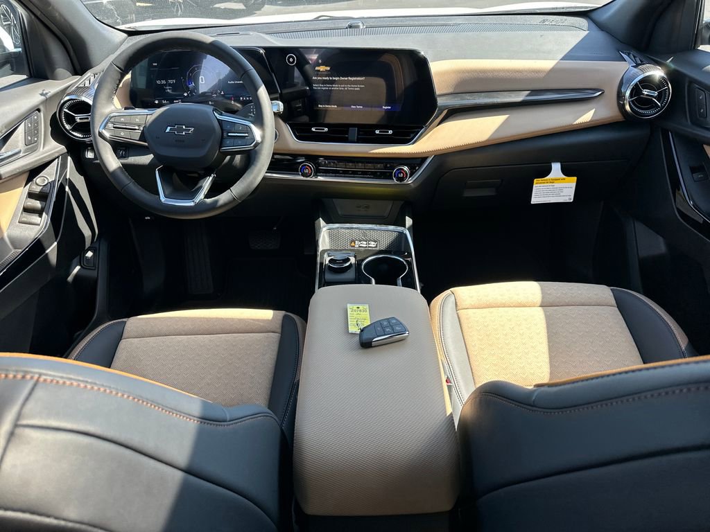 New 2026 Chevrolet Equinox ACTIV w/ Convenience Package III AWD/4WD image 19