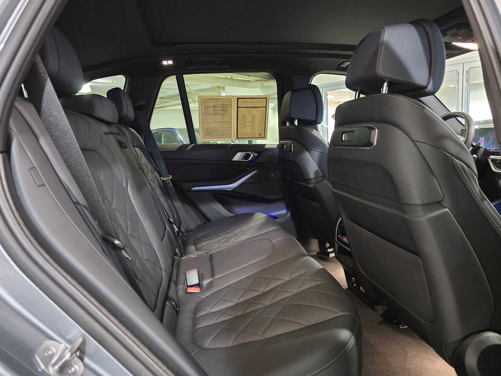 Used 2024 BMW X5 xDrive40i w/ Premium Package image 12