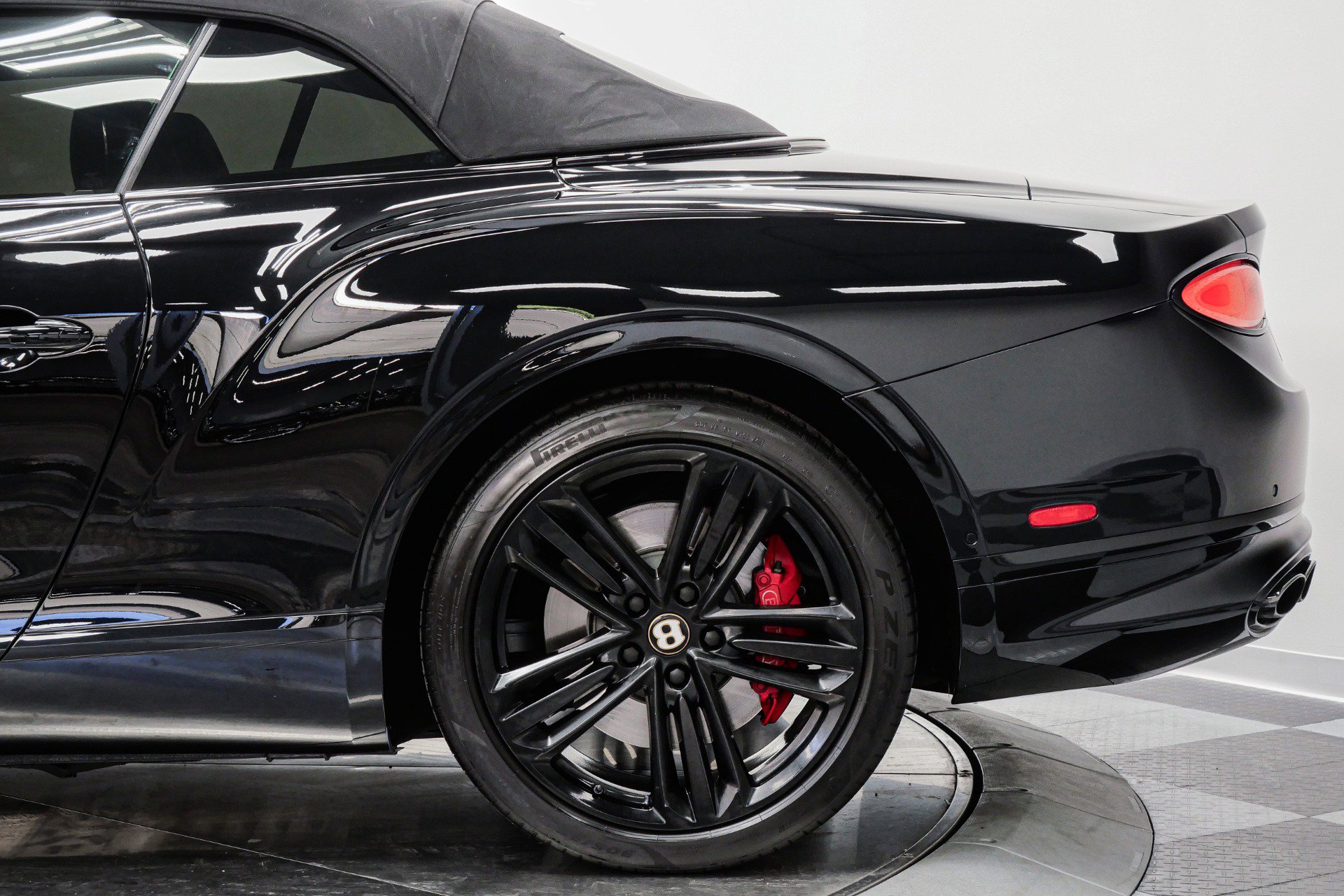 Used 2020 Bentley Continental GT V8 First Edition image 42