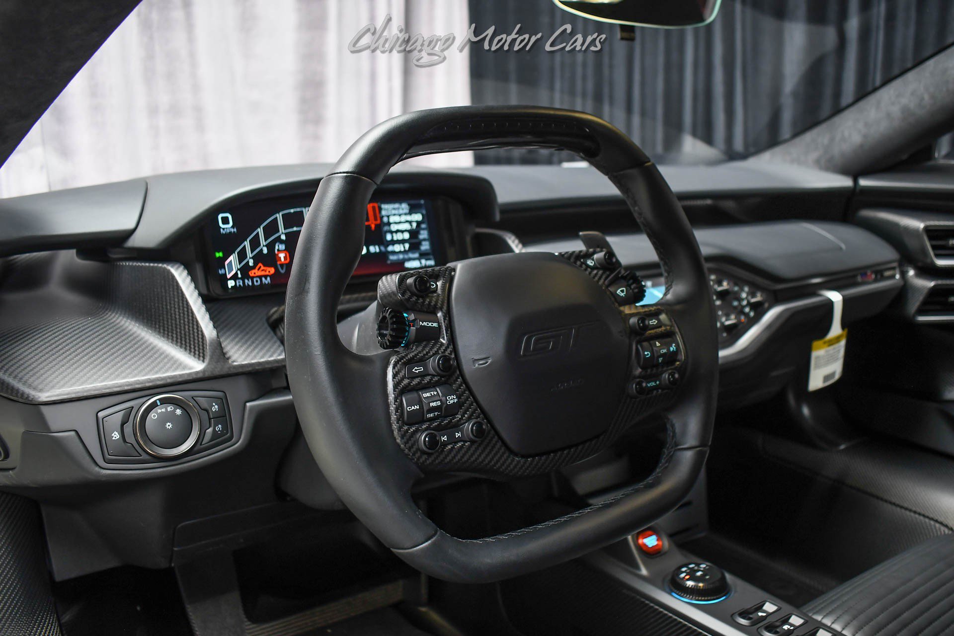 Used 2021 Ford GT RWD image 8