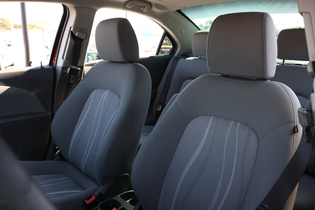 Used 2012 Chevrolet Sonic LT image 6