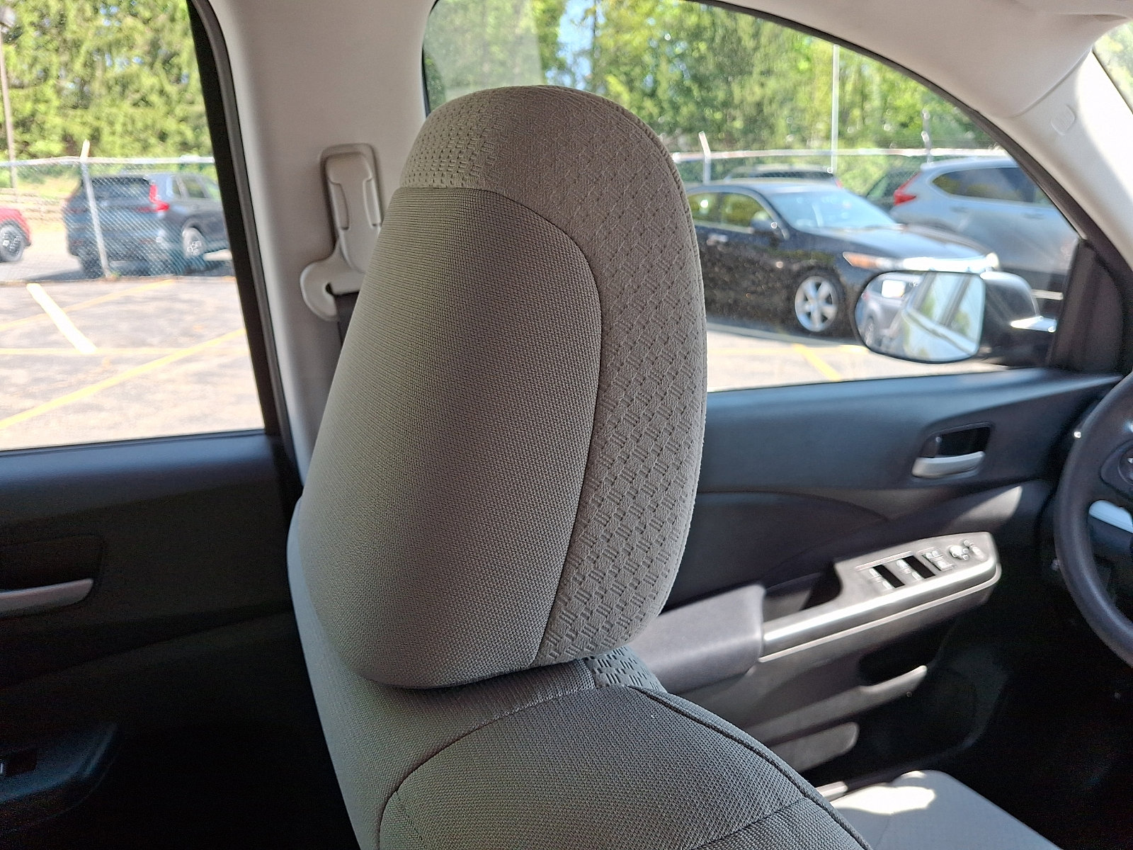 Used 2016 Honda CR-V LX image 13