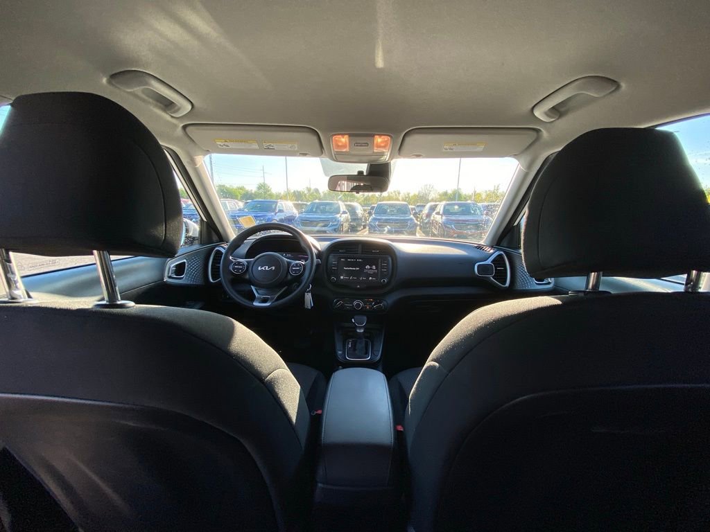 Certified 2024 Kia Soul LX FWD image 23