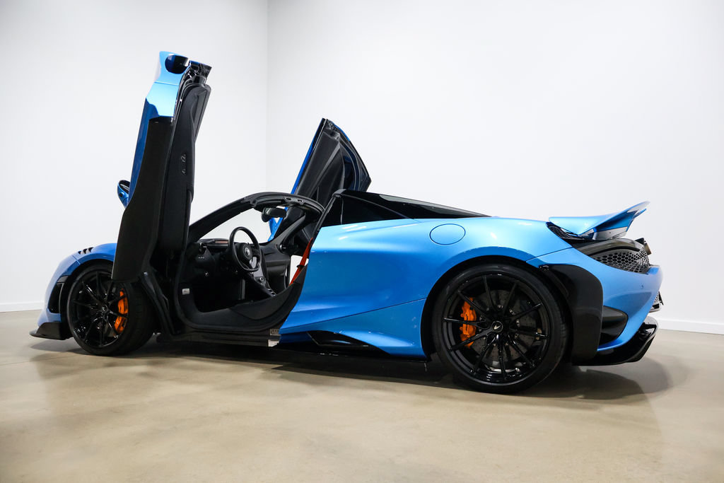 Used 2022 McLaren 765LT RWD image 23