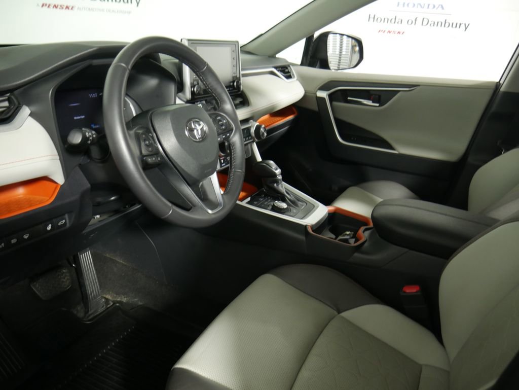 Used 2019 Toyota RAV4 Adventure w/ Cold Weather Package image 16