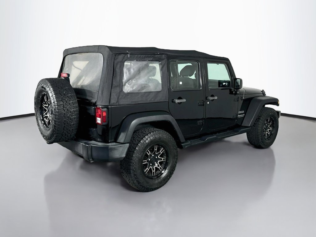 Used 2017 Jeep Wrangler Unlimited Sport w/ Connectivity Group AWD/4WD image 7