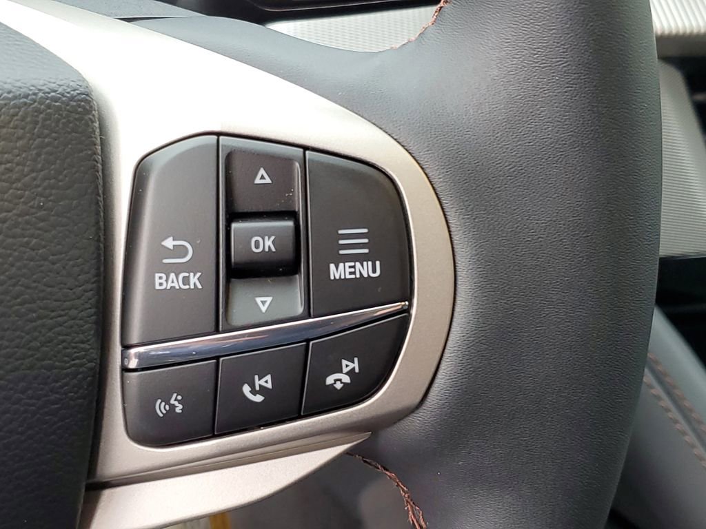 New 2026 Ford Explorer Active w/ Active Comfort Package image 16