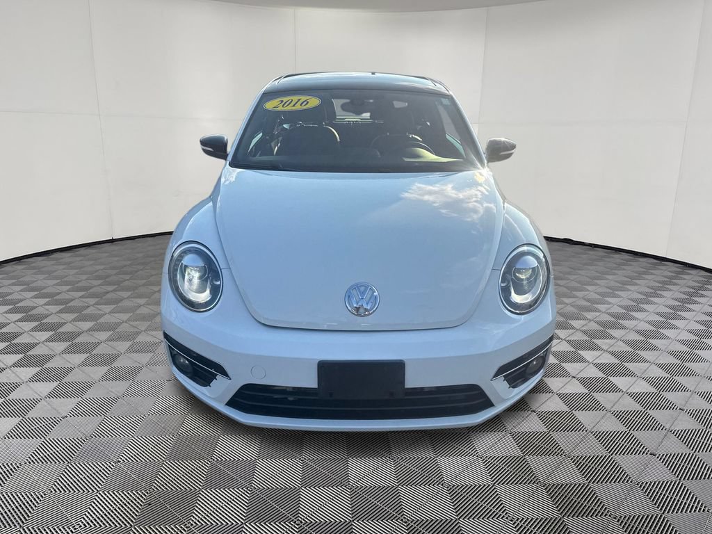 Used 2016 Volkswagen Beetle R-Line SE FWD image 8