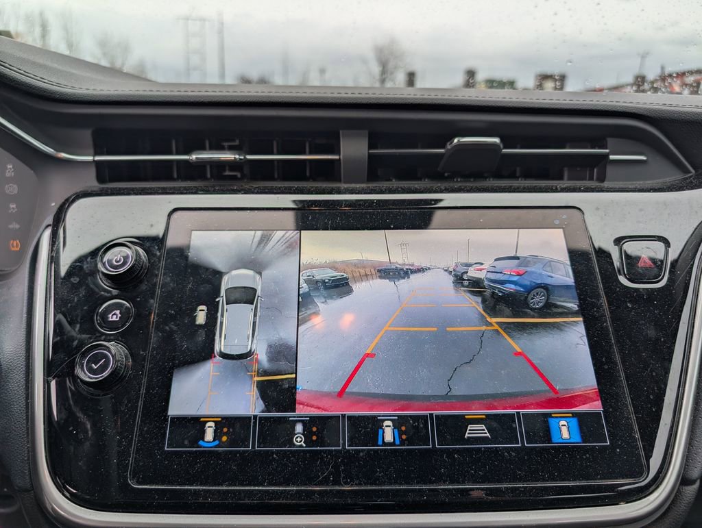 Used 2022 Chevrolet Bolt EUV Premier w/ Sun & Sound Package image 12