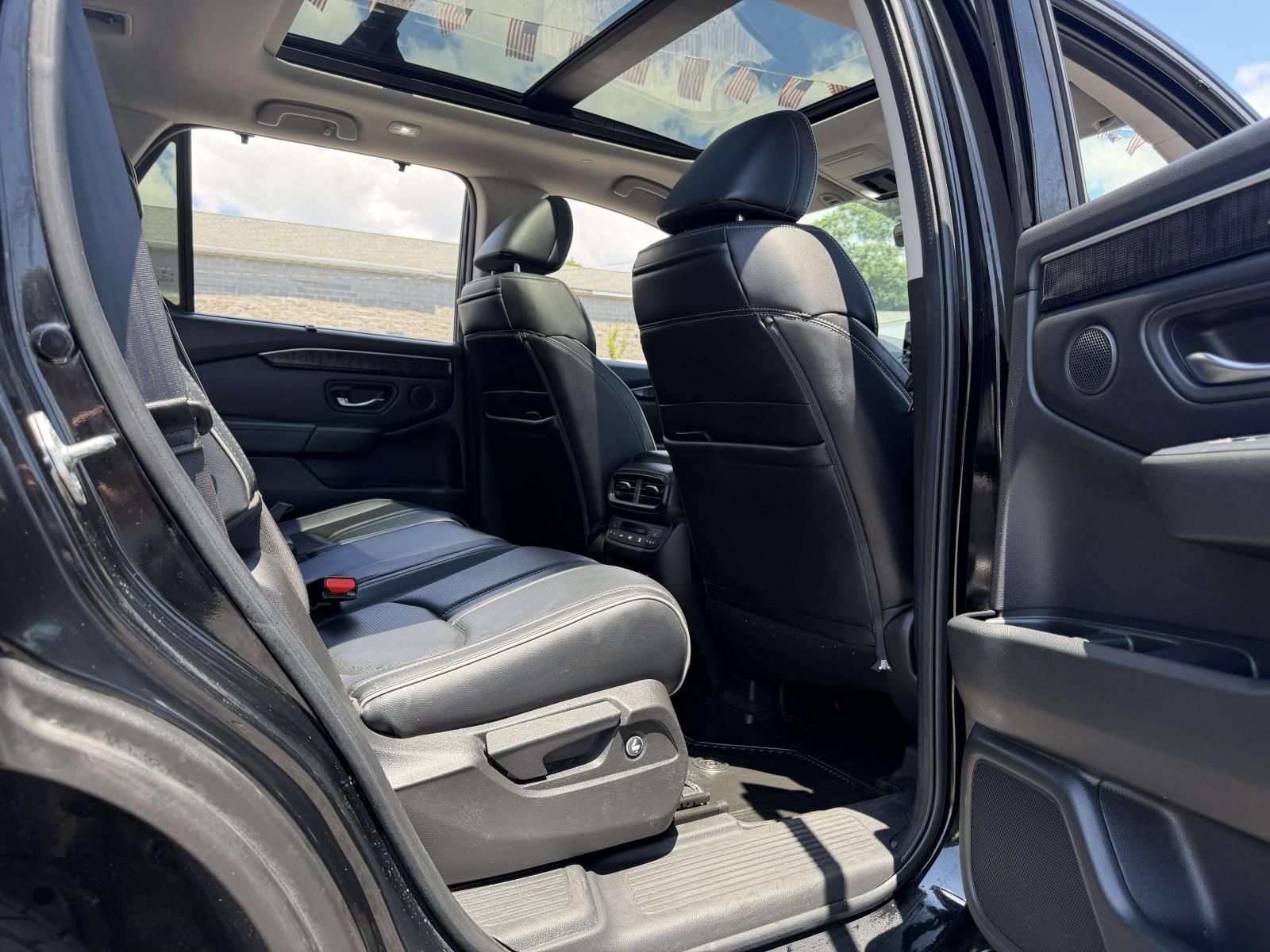 Used 2023 Honda Pilot Elite image 15