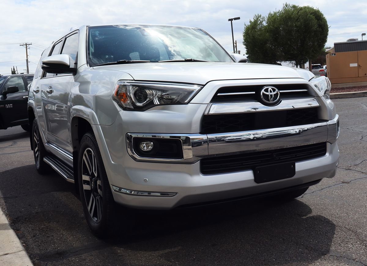 Used 2022 Toyota 4Runner Limited AWD/4WD image 18