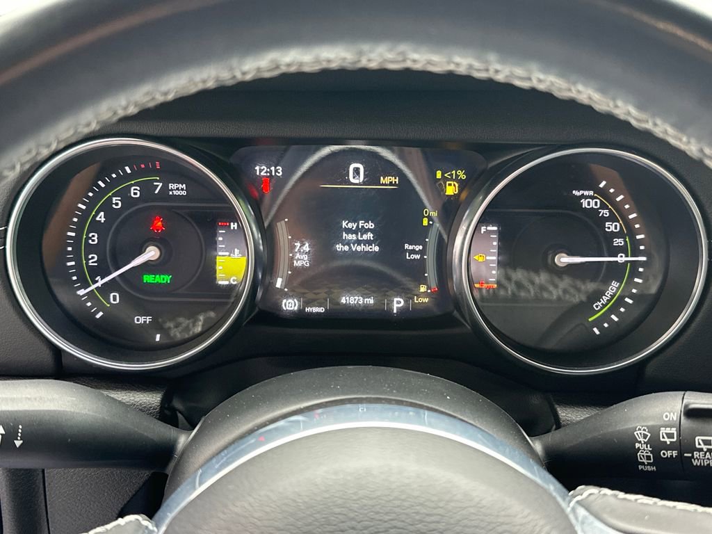 Used 2022 Jeep Wrangler Unlimited Sahara AWD/4WD image 20