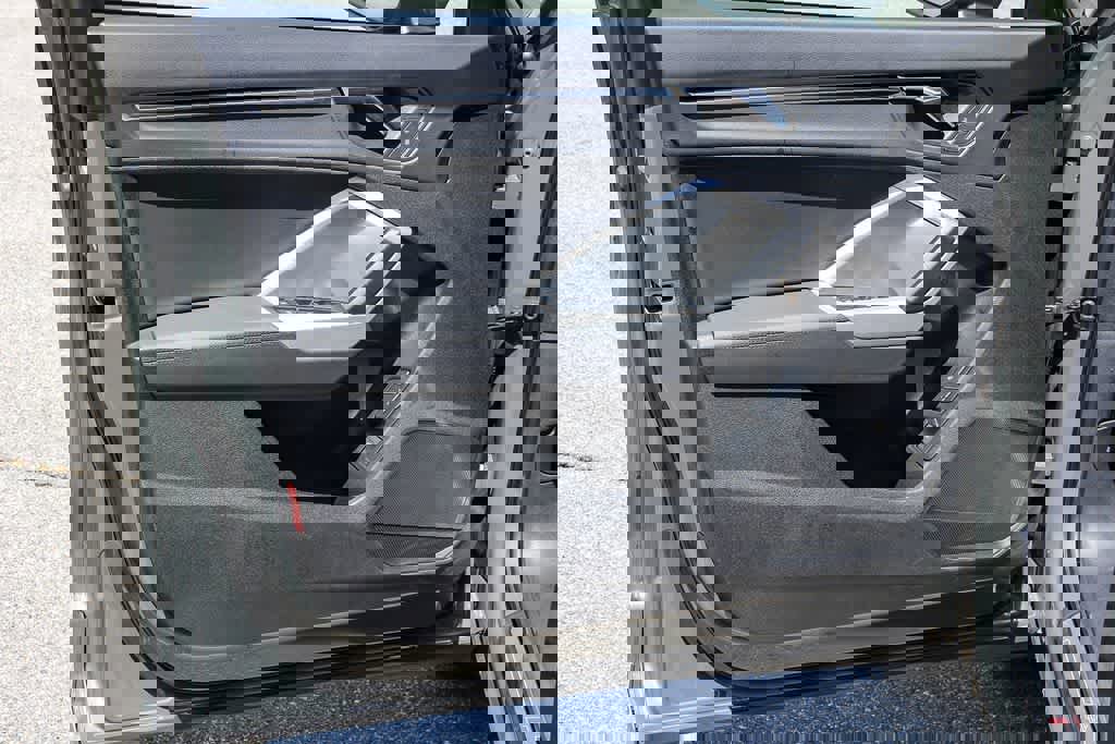 Used 2023 Audi Q3 2.0T Premium w/ Convenience Package image 22